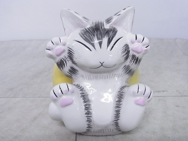 わちふぃーるど陶器製ダヤン貯金箱を 宮城県仙台市のお客様よりお売り