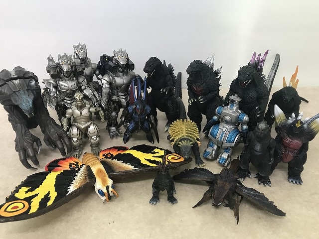 ゴジラシリーズのソフビを買取させて頂きました！ ｜たいむましん