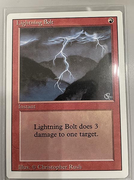 買取実績】冬の稲妻到来！ MTG「稲妻/Lightning Bolt」 第3版と第4版