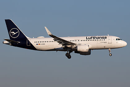 D-AIZZ Lufthansa Airbus A320-200 | Planespotters.net