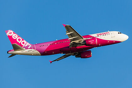 JA820P Peach Airbus A320-200 | Planespotters.net