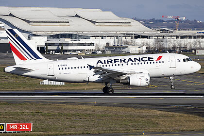 Air France Airbus A319-100 | Latest Photos | Planespotters.net