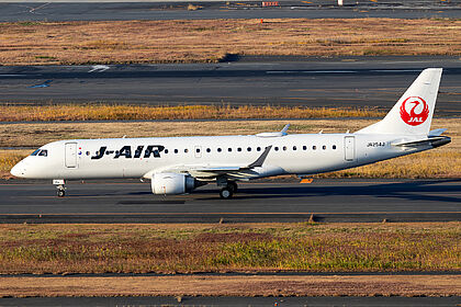 JA254J J-Air Embraer ERJ-190 | Planespotters.net