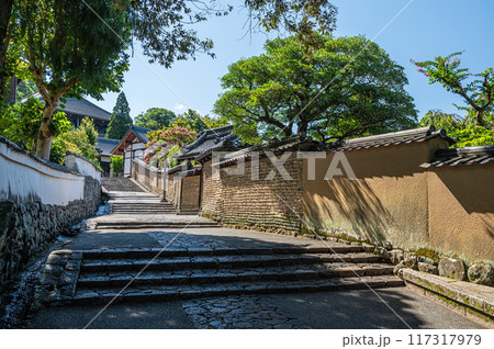 東大寺二月堂裏参道の写真素材 - PIXTA