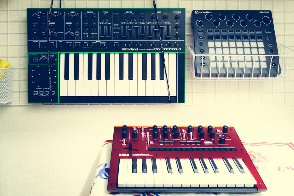 KORG monologue レビュー : 赤いモノフォニック・アナログ