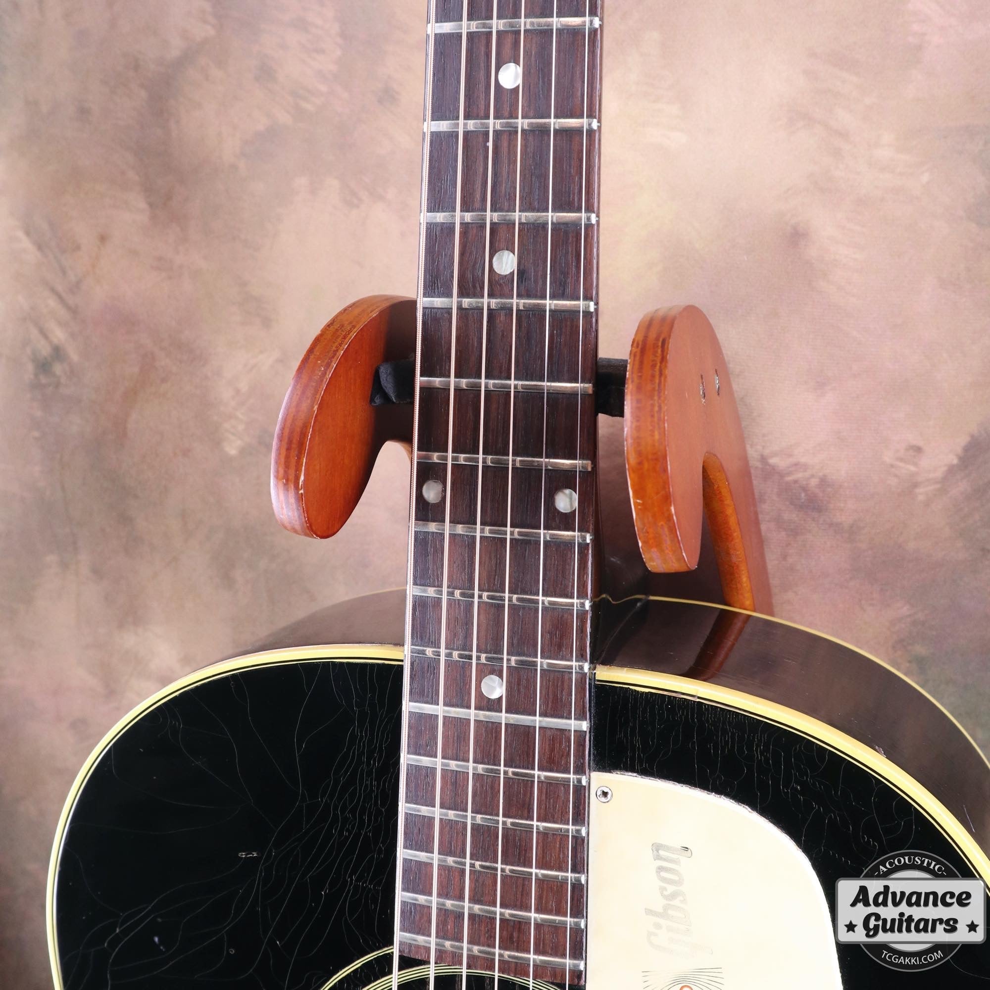 1968年製 J-45 Ebony Black