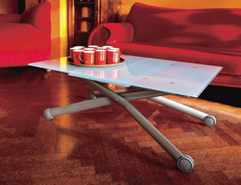 広げて畳めるリフティング（昇降伸縮）テーブルガラス、イタリア製伸張