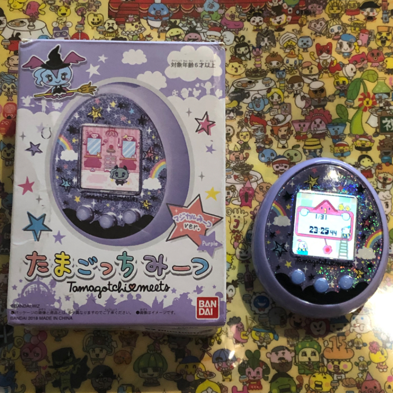 In Box] Purple Tamagotchi Meets ON - CHOOSE VERSION: Wonder Garden