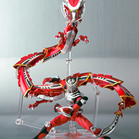 S.H.Figuarts 仮面ライダー龍騎サバイブ | 魂ウェブ