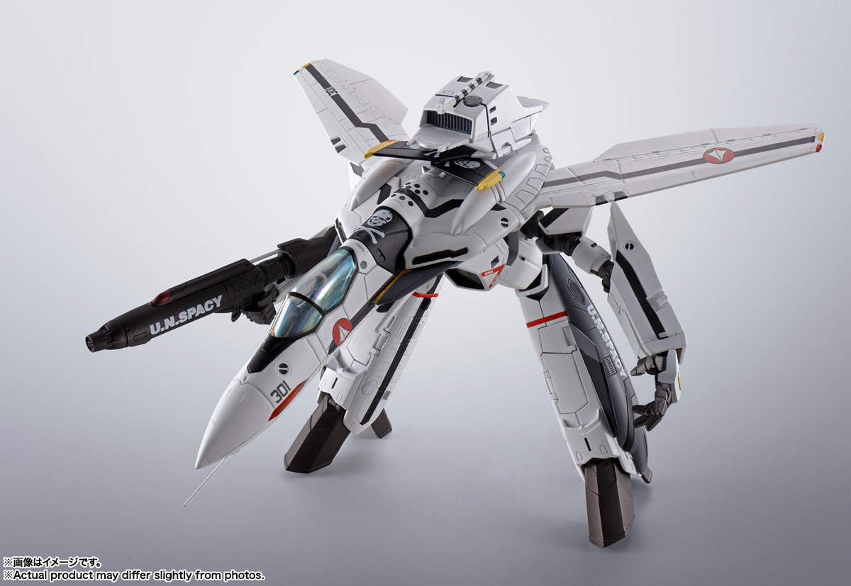 HI-METAL R VF-0Sフェニックス(ロイ・フォッカー機) ＋ QF-2200D-B