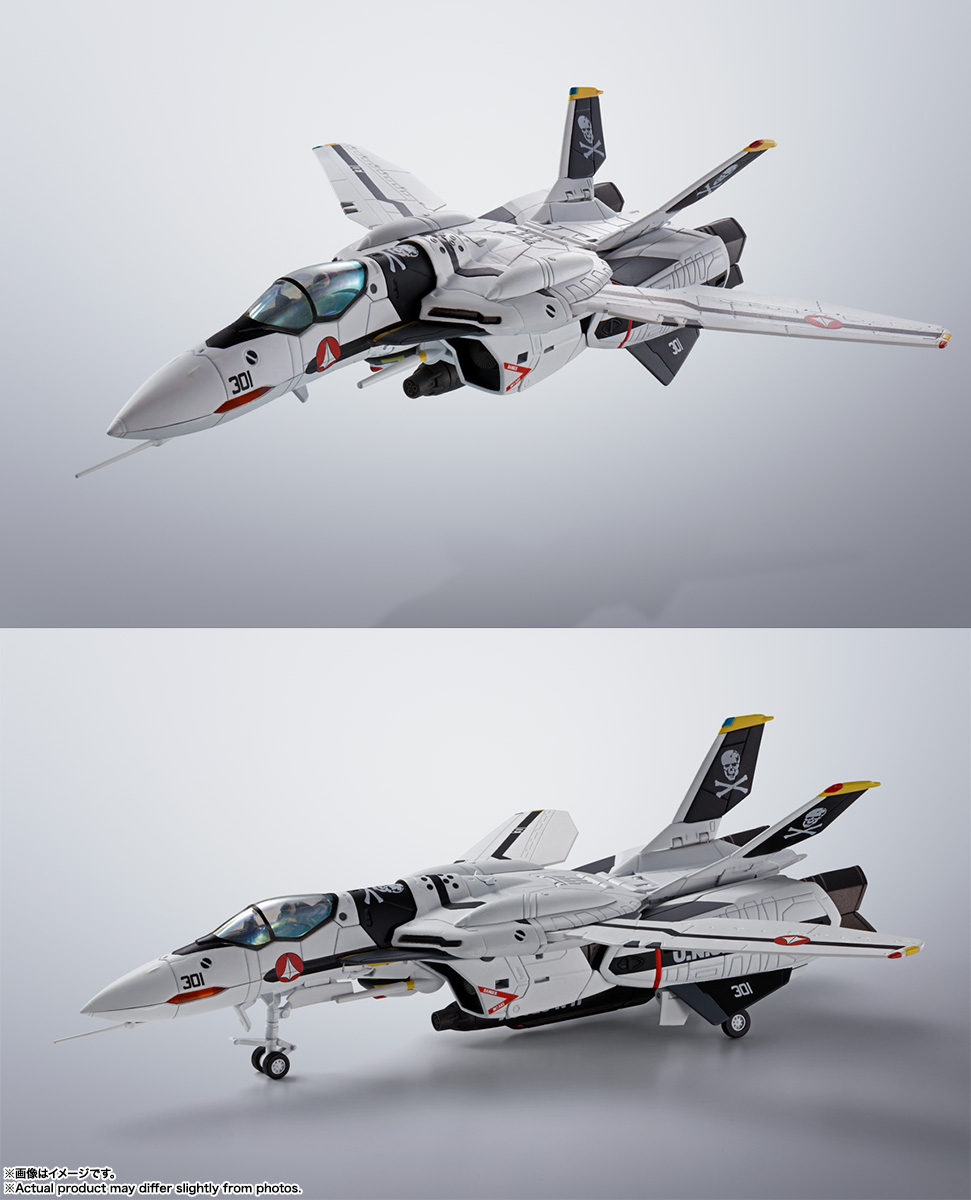 HI-METAL R VF-0Sフェニックス(ロイ・フォッカー機) ＋ QF-2200D-B