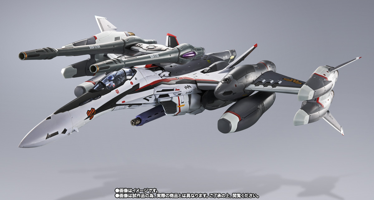 DX超合金 VF-25F トルネードメサイアバルキリー （早乙女アルト機