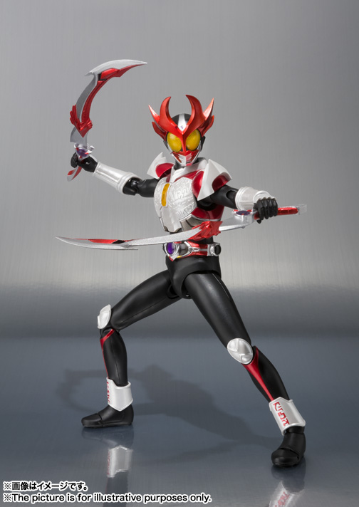 S.H.Figuarts 仮面ライダーアギト シャイニングフォーム | 魂ウェブ