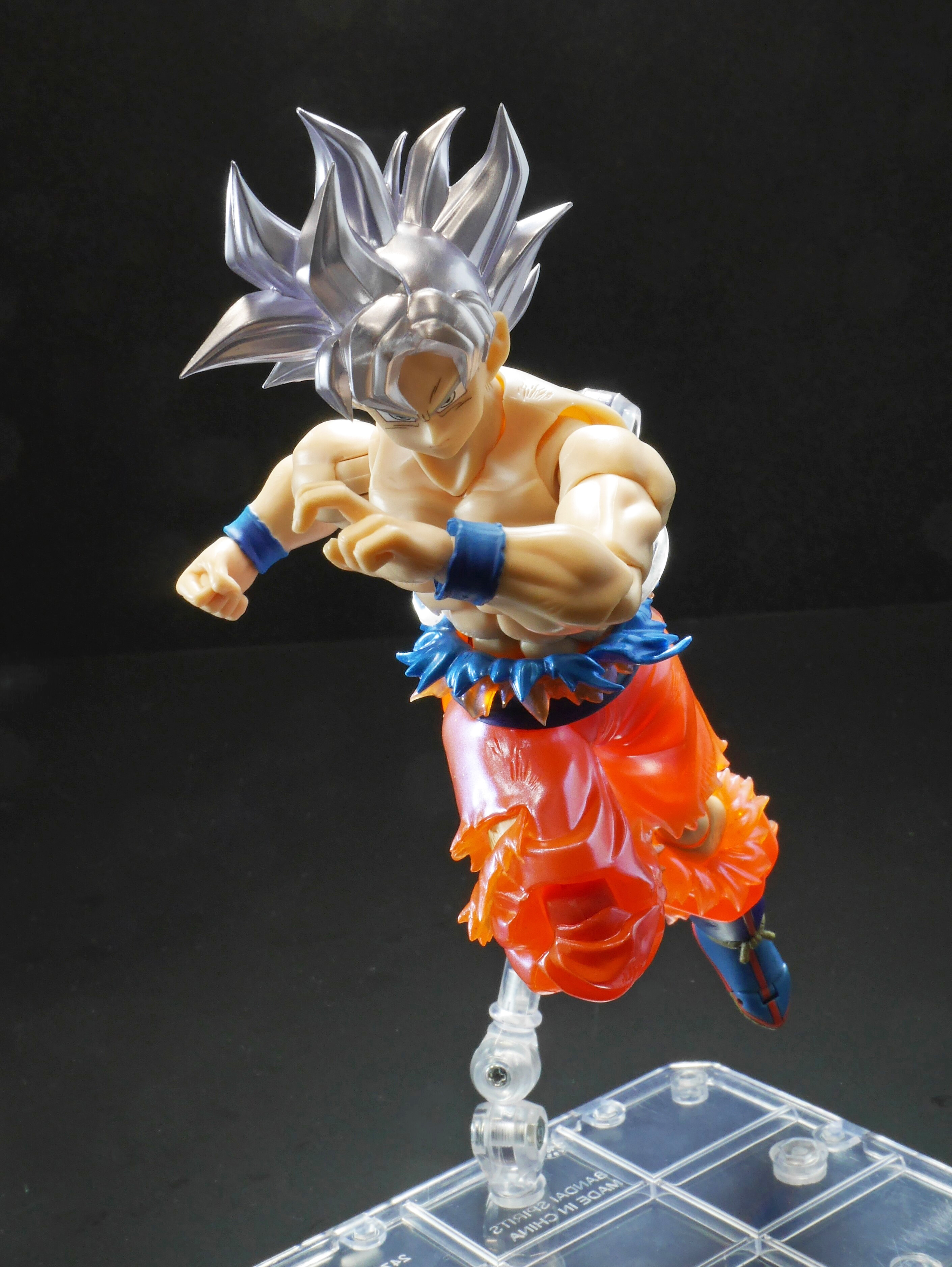 魂ストア限定商品「S.H.Figuarts 孫悟空 身勝手の極意-限界超絶突破