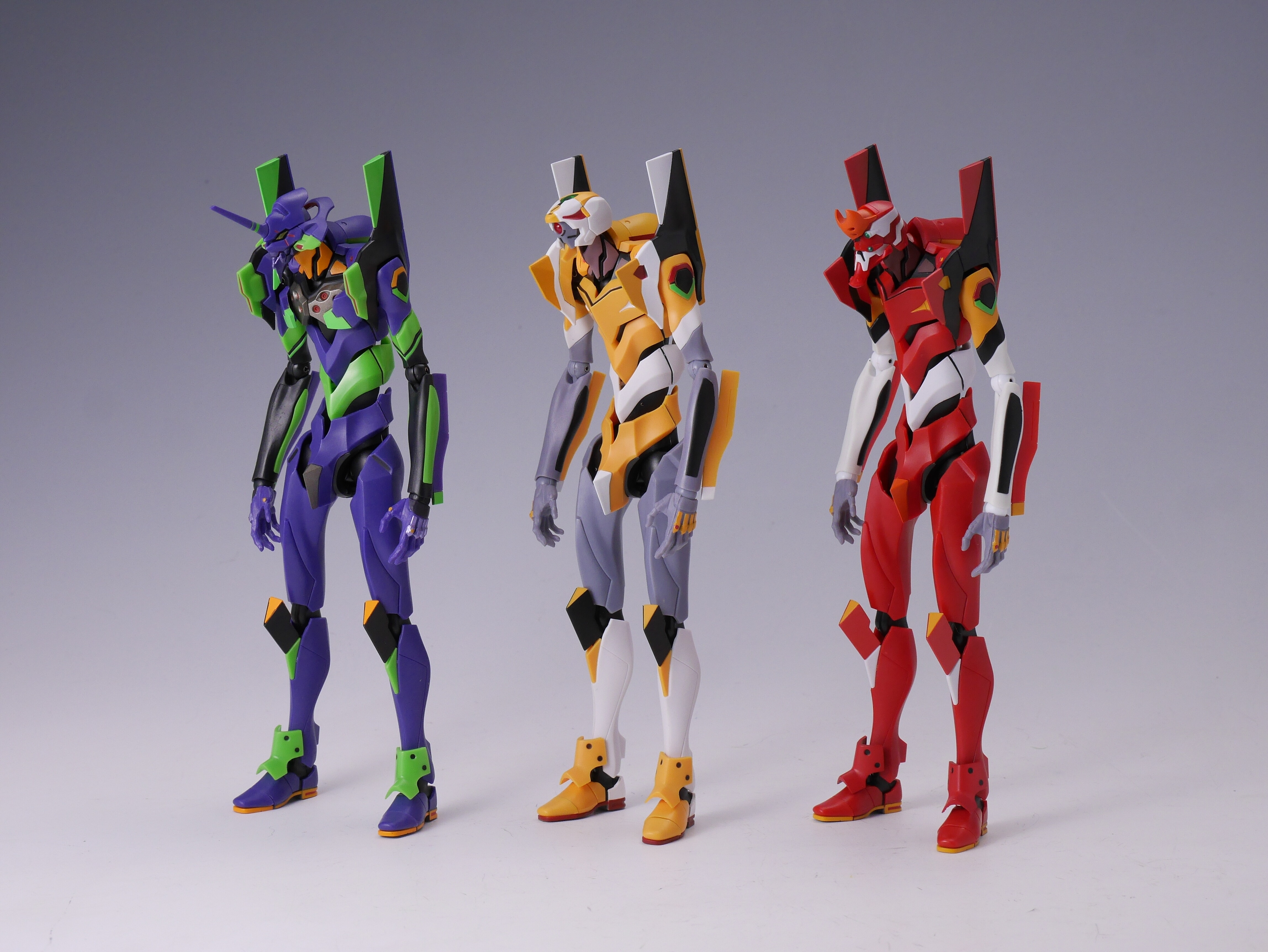 魂ストア限定商品より『エヴァンゲリオン』シリーズの2アイテムを撮り