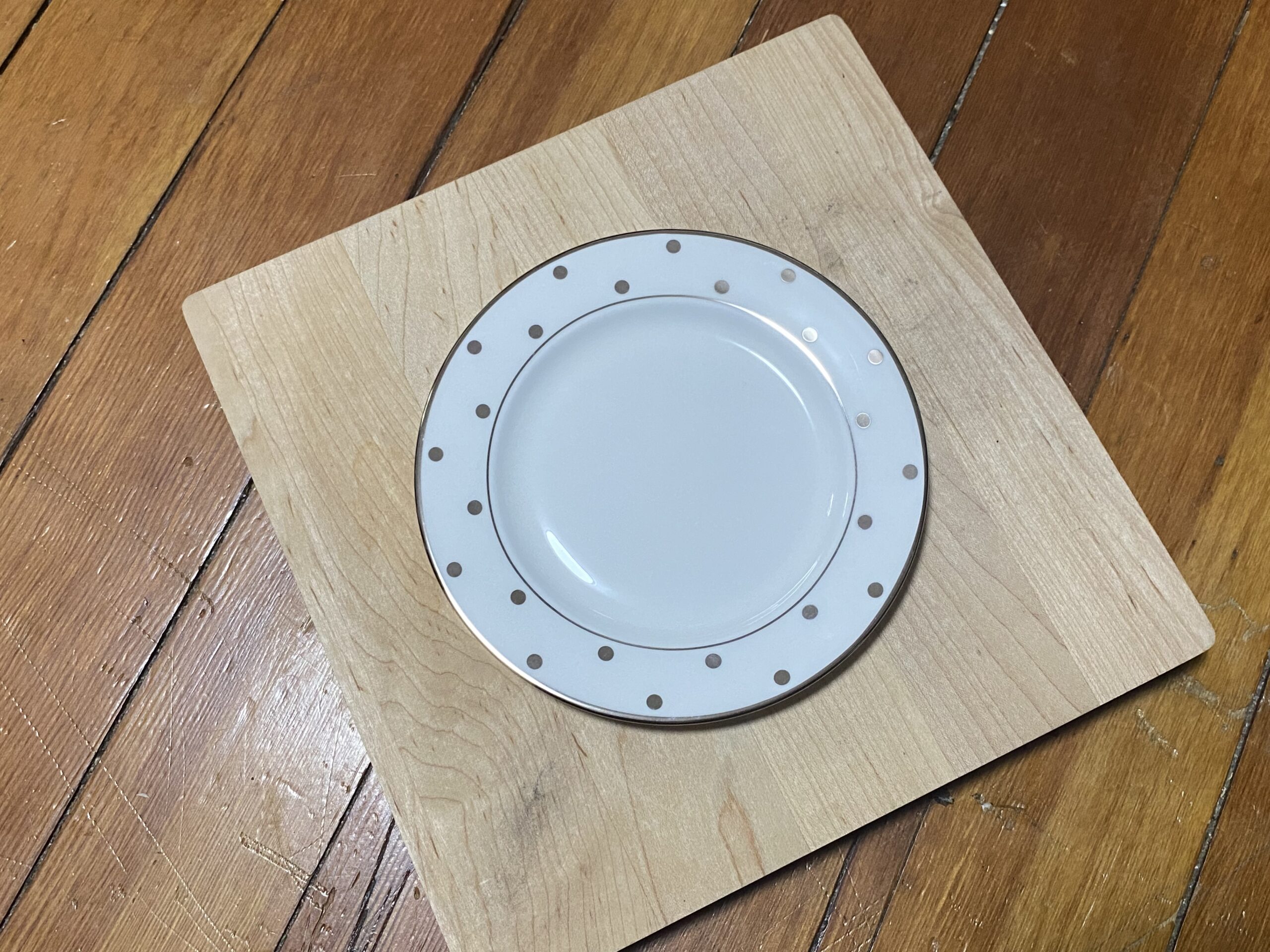 Kate Spade Larabee Road Platinum pattern china dish (by Lenox): 49