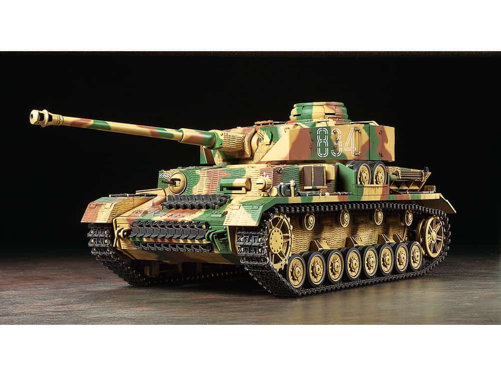 Tamiya 36211 1/16 German Tank Panzerkampfwagen IV Ausf.J (w/Single