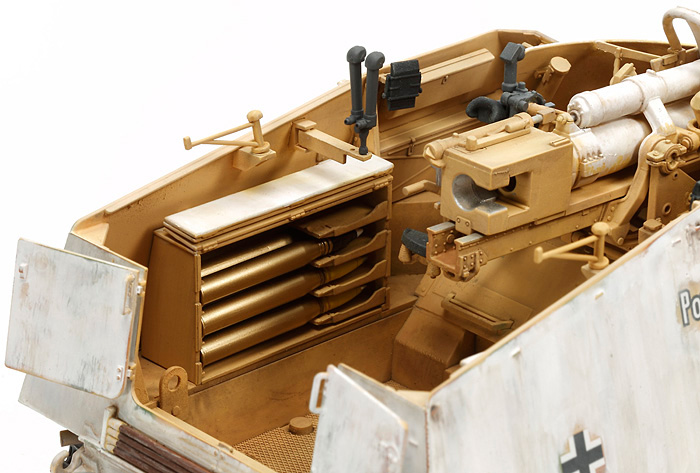 1/35 ドイツ 重対戦車自走砲 ナースホルン: スケールモデル｜TAMIYA