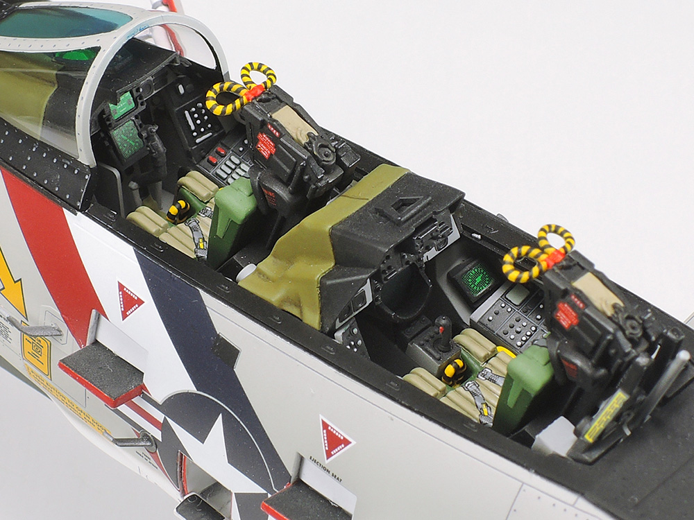 1/48 グラマン F-14A トムキャット: スケールモデル｜TAMIYA SHOP