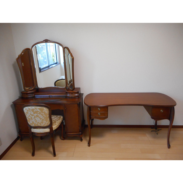 アンティーク三面鏡 アロール - 鏡台・ドレッサーの専門店 大川の田中