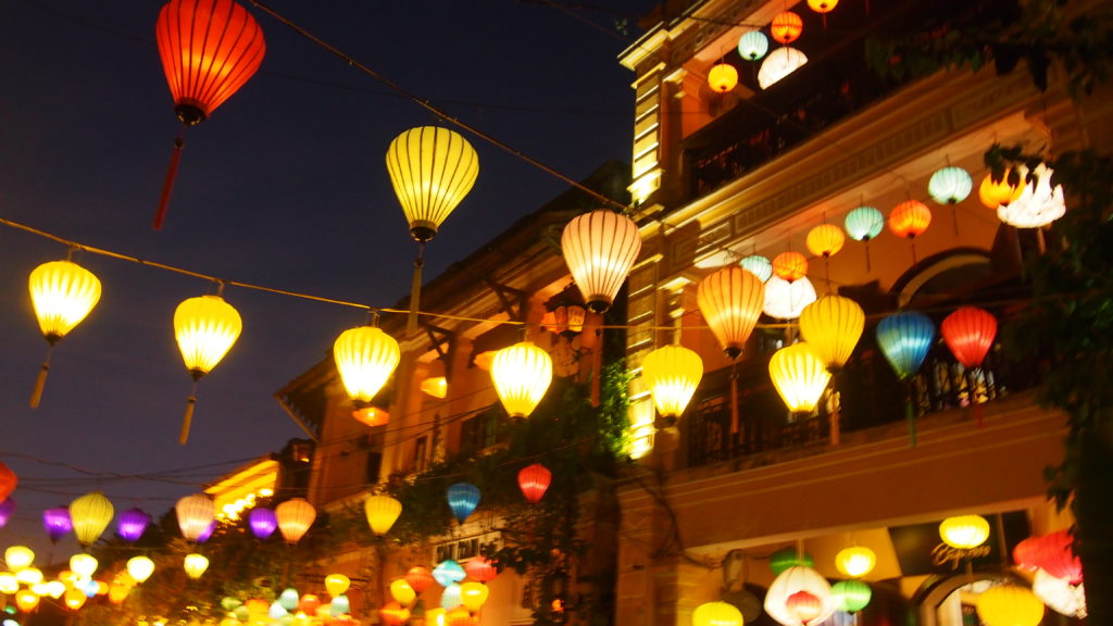 Tabishu】世界遺産の街ホイアン『ランタン祭り』は行かなきゃ損