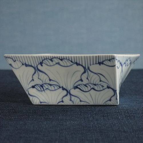 有田焼/そうた窯/角捻り鉢 染付花弁紋 /15.8×15.8 X H6.7 - テーブル