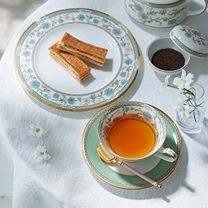 ヨシノ カップ&ソーサー(グリーン) | ノリタケ食器公式オンラインショップ