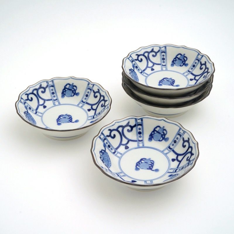 九谷焼 伝統柄 【九谷焼】4.2号小鉢揃 染付宝尽くし〈5個〉 |皿や鉢