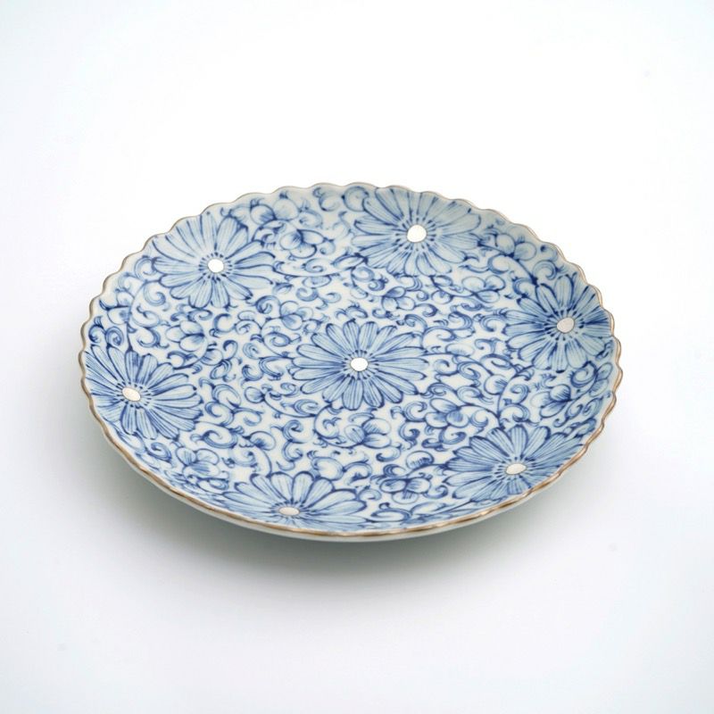 藍青シリーズ 【波佐見焼】銀花唐草 輪花プレート 170〈1枚〉 |皿や鉢