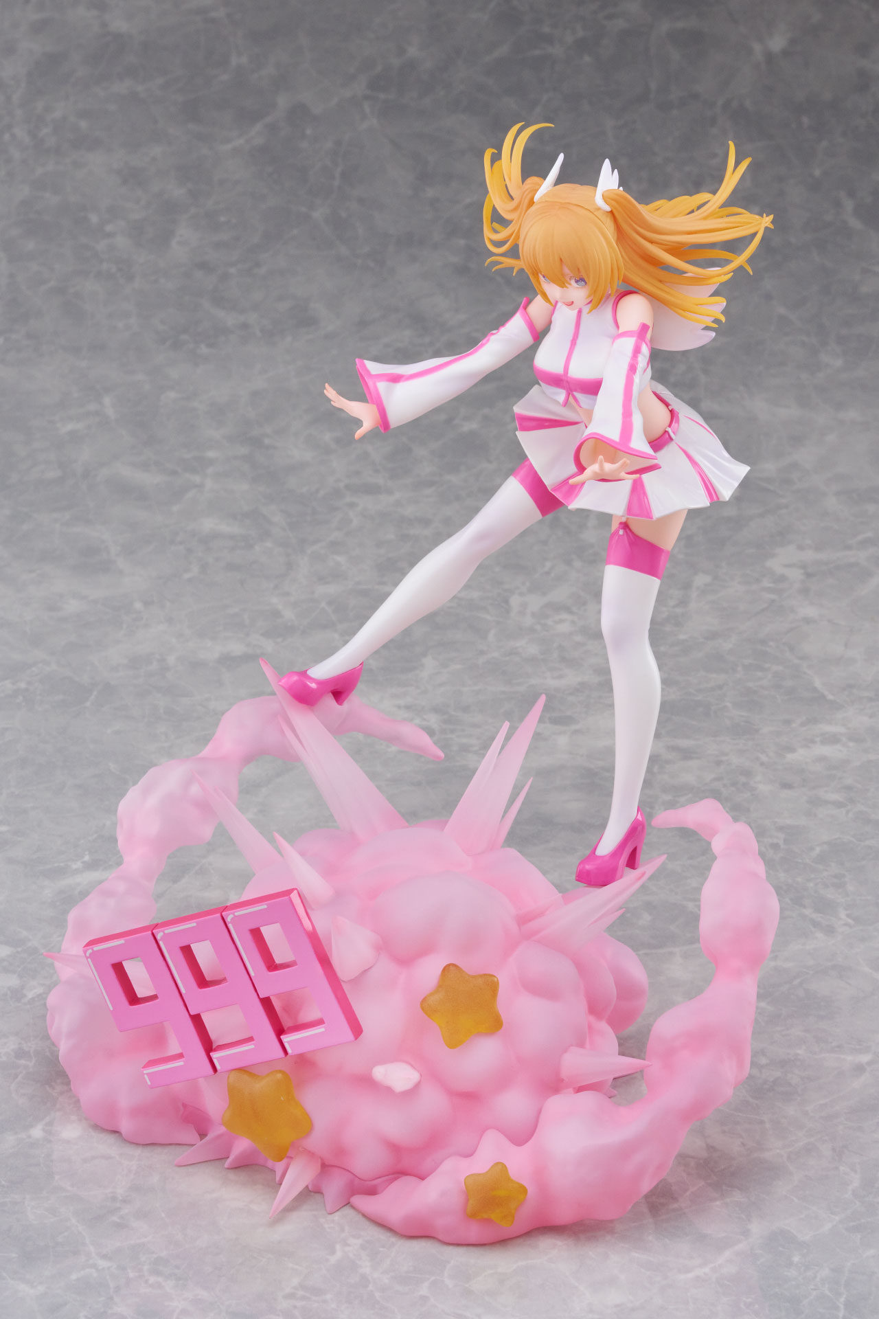 TVアニメ「2.5次元の誘惑」 DRESSTA リリエル｜TAITO GEAR&GOODS