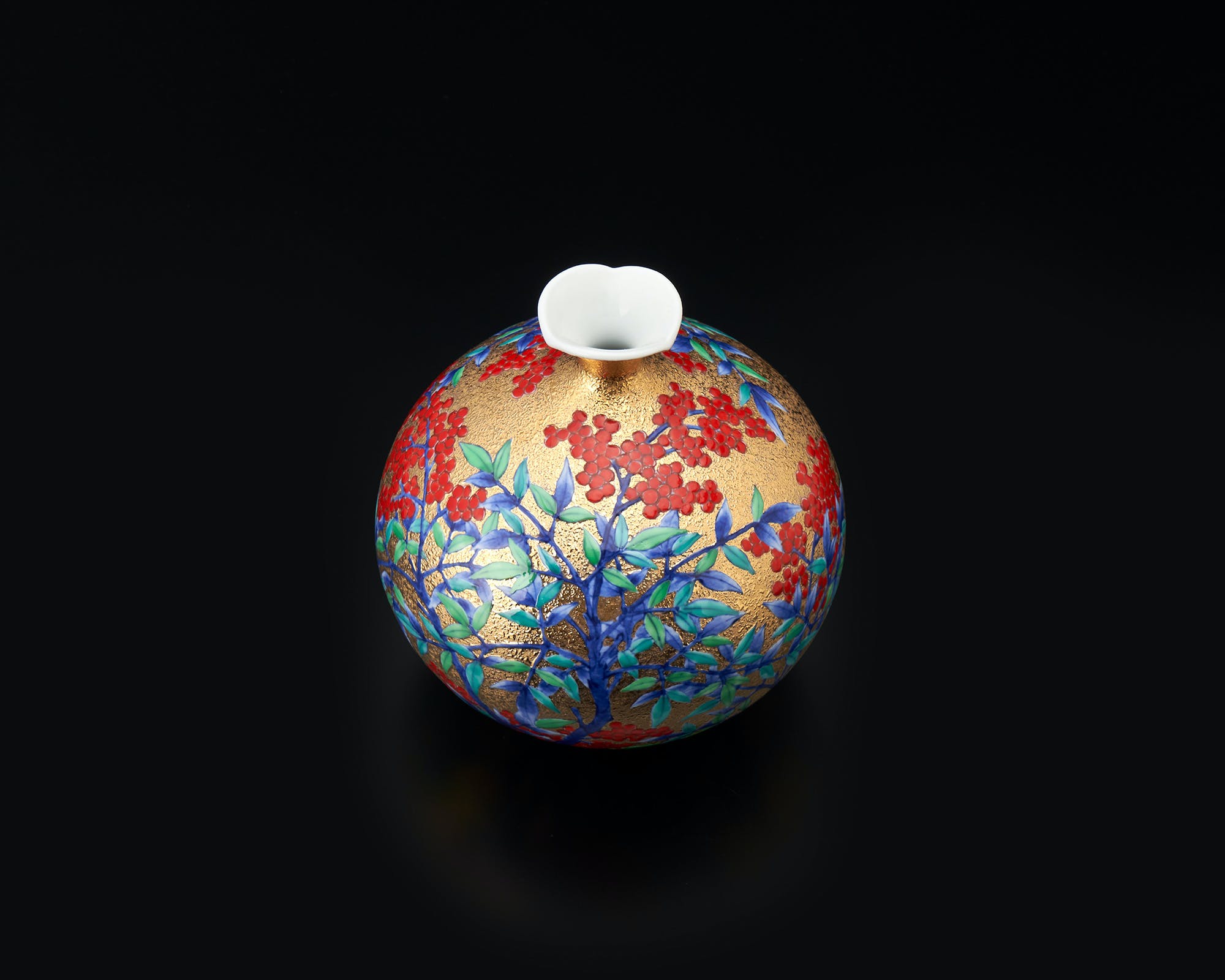 花器「ミニ花瓶 金彩南天図」 金龍窯 江口天童 有田焼 陶磁器 – Takumi