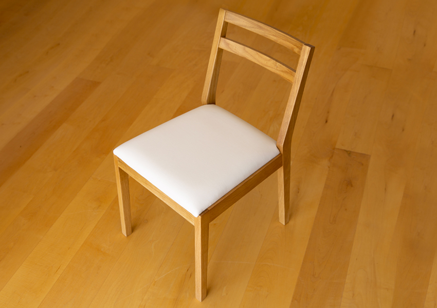プレーンダイニングチェア OAK(W41×D52.5×H79cm)税込￥28,800 | 高野