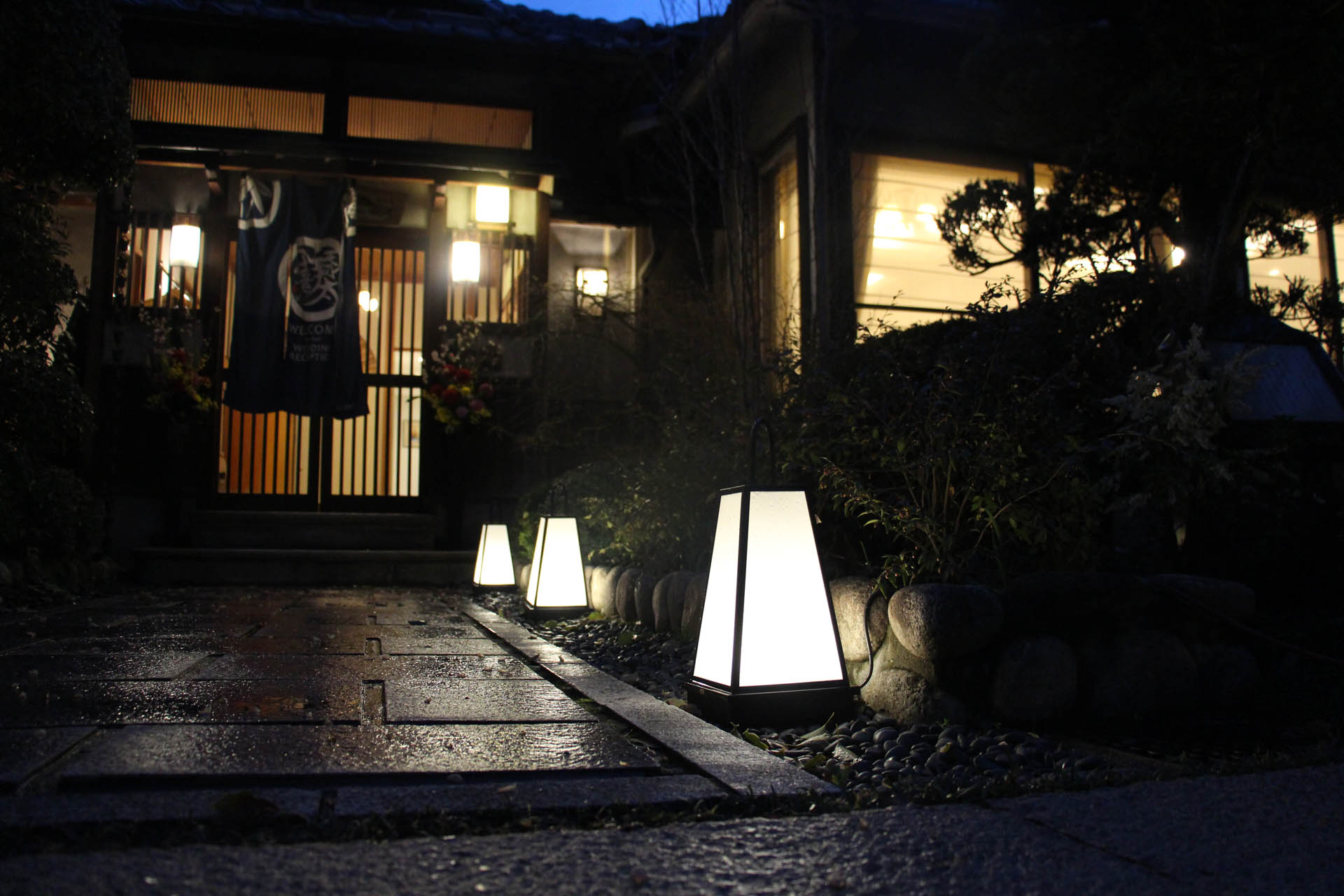 015 002 garden_up_light | 屋外照明なら「株式会社タカショーデジテック」