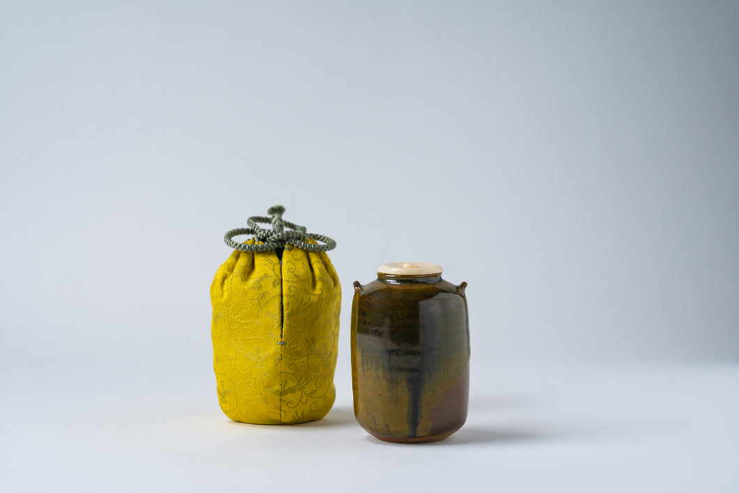 耳付茶入 十三代 髙取八山造 – 高取焼宗家