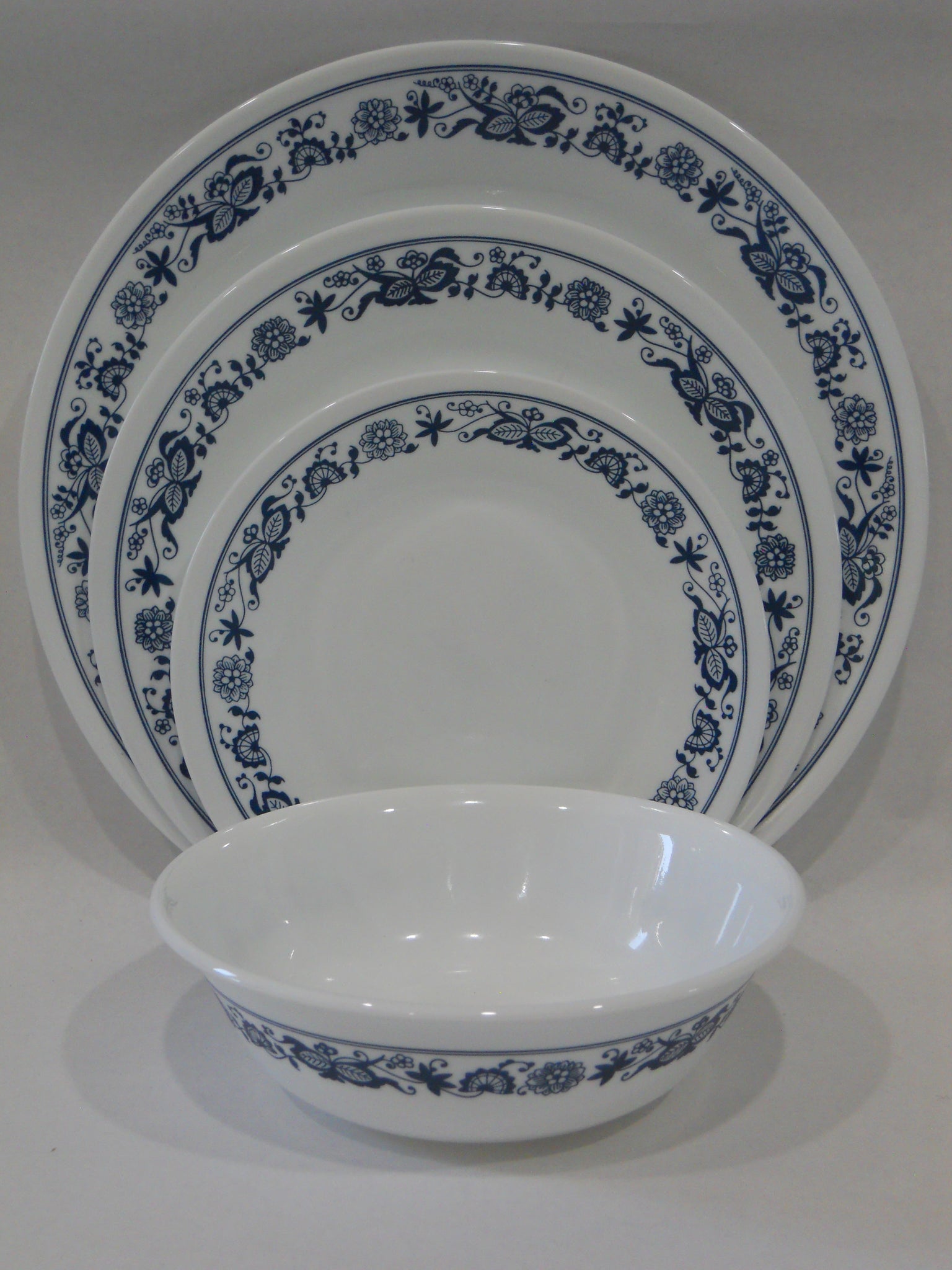 NEW 16-pc Corelle OLD TOWN BLUE DINNERWARE SET Dinner Lunch PLATES