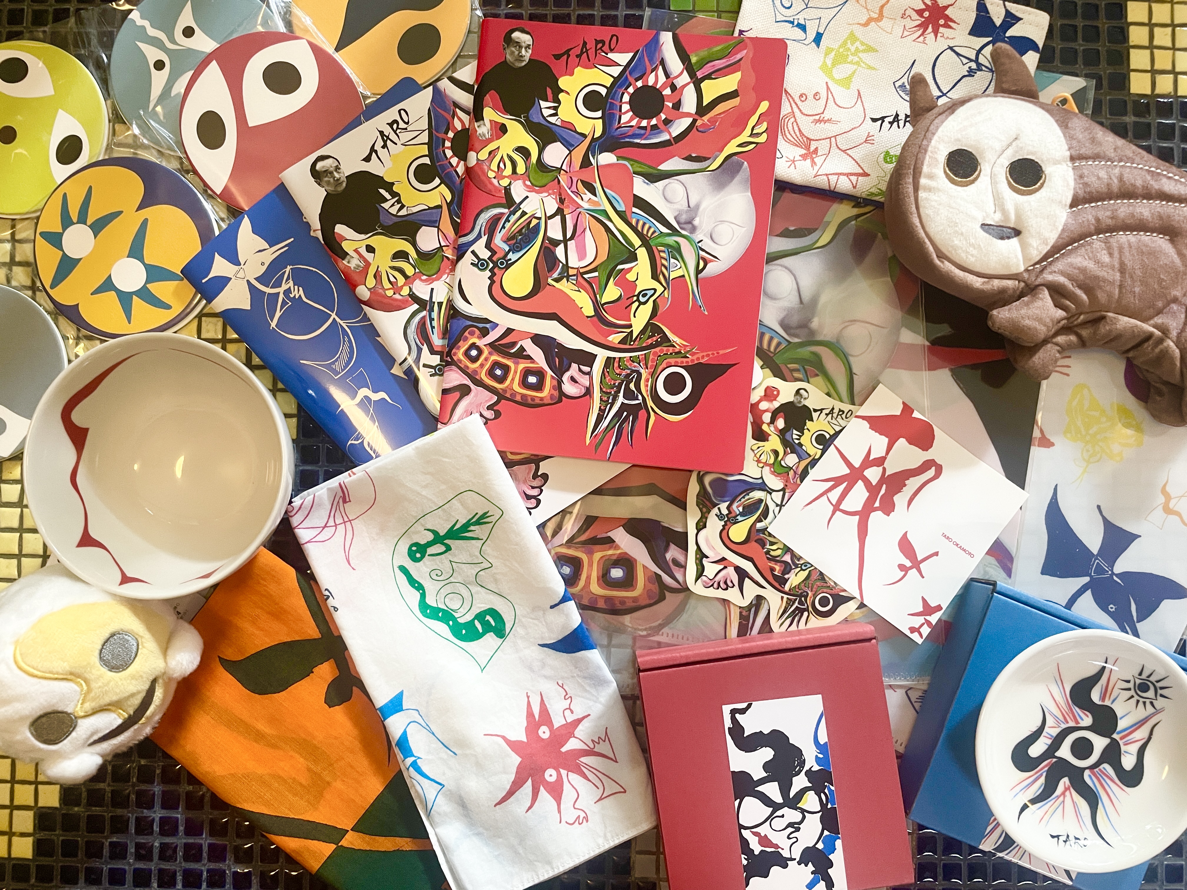 新作TAROグッズ発売！ | 岡本太郎記念館