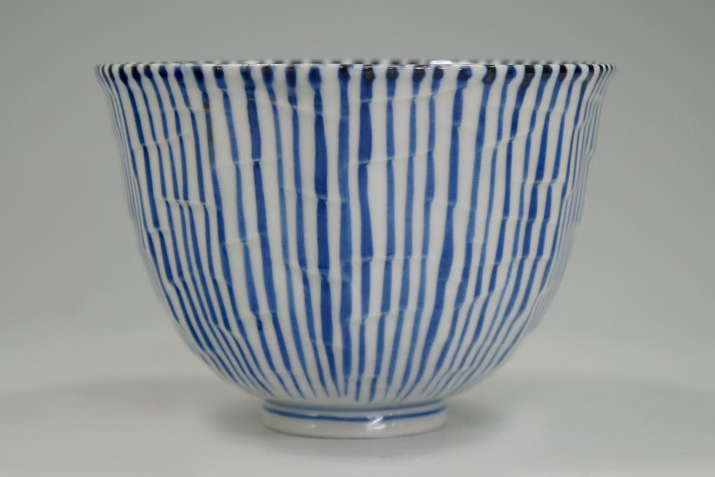 染付呉須十草 面取麺鉢（大） - 【公式】田代陶器店 TASHIRO TOUKITEN