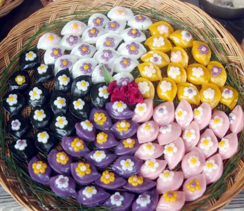 A Cool Recipe for Songpyeon – TATLER