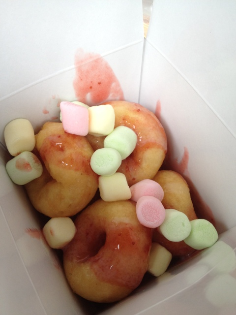 写真 : 【閉店】たまごっちドーナツ バイ リルドーナツ 原宿店