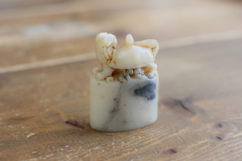 白凍石 楕円 獅子鈕45×24×58mm - 篆刻屋てんこくや