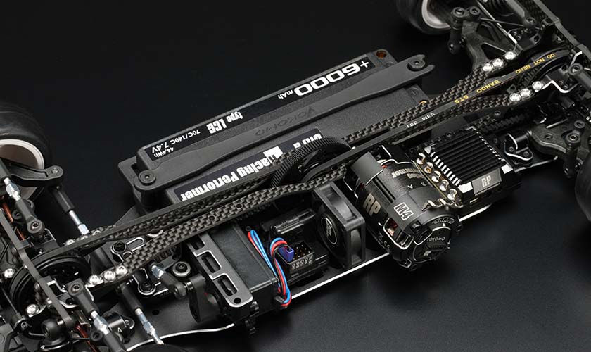 1/10 競技用ツーリングカー BD10 アルミシャーシ仕様 - ラジコンカー