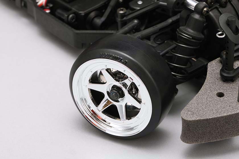 ドリフトパッケージNEO ニッサン S15シルビアボディ(シルバー)【ヨコモ