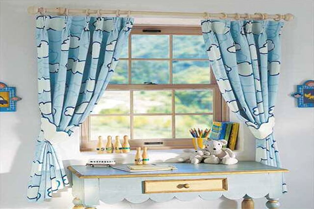 1級遮光 総柄 青空 雲 オーダーカーテン EK8516 ｜ カーテンと