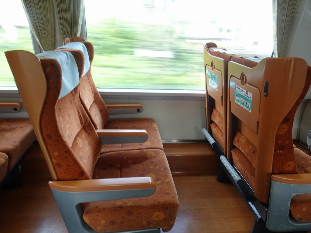 電車化でクリーンになったしおかぜ、8000系とその時代【普通・グリーン