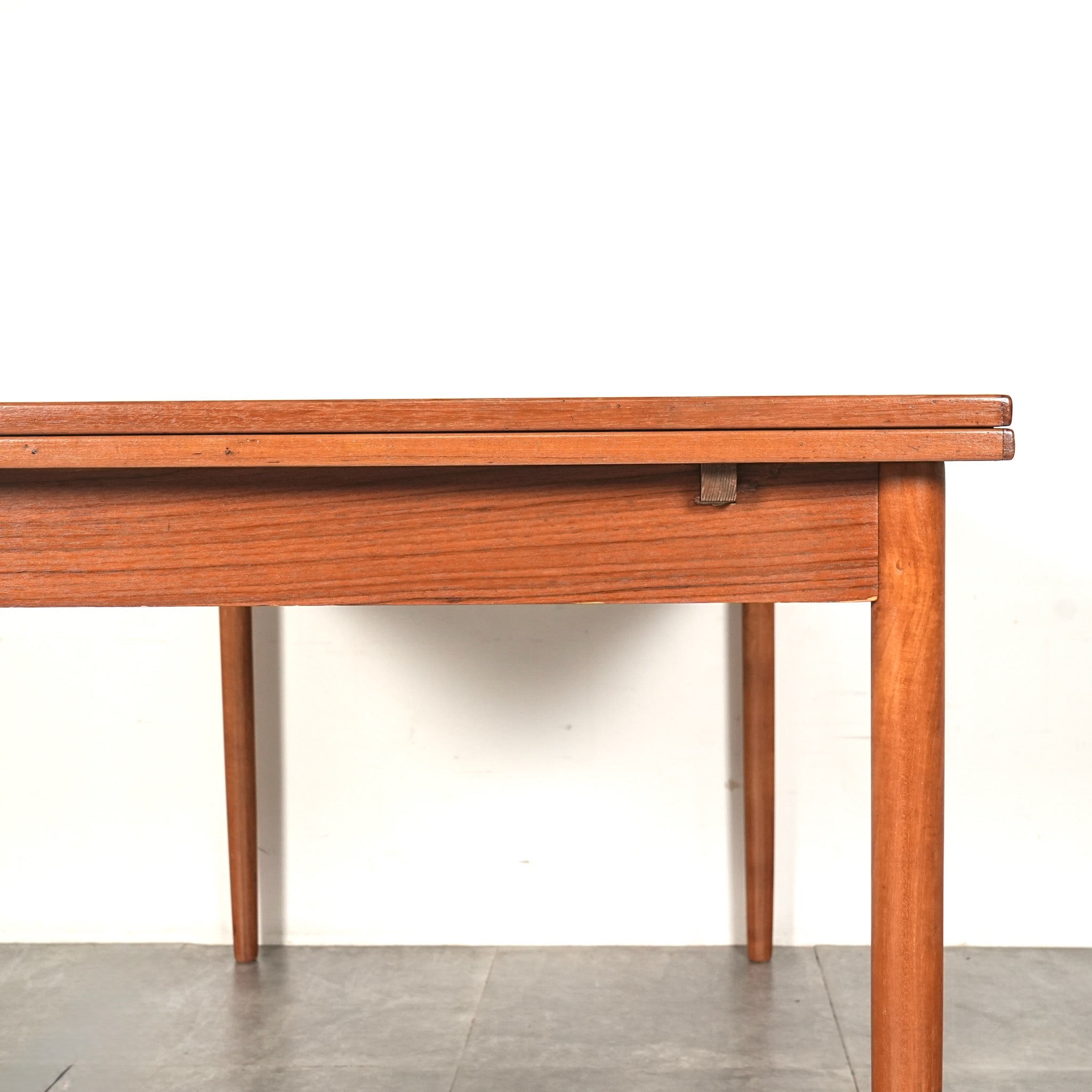 デンマークヴィンテージ ドローリーフ テーブル – TIME HYPE