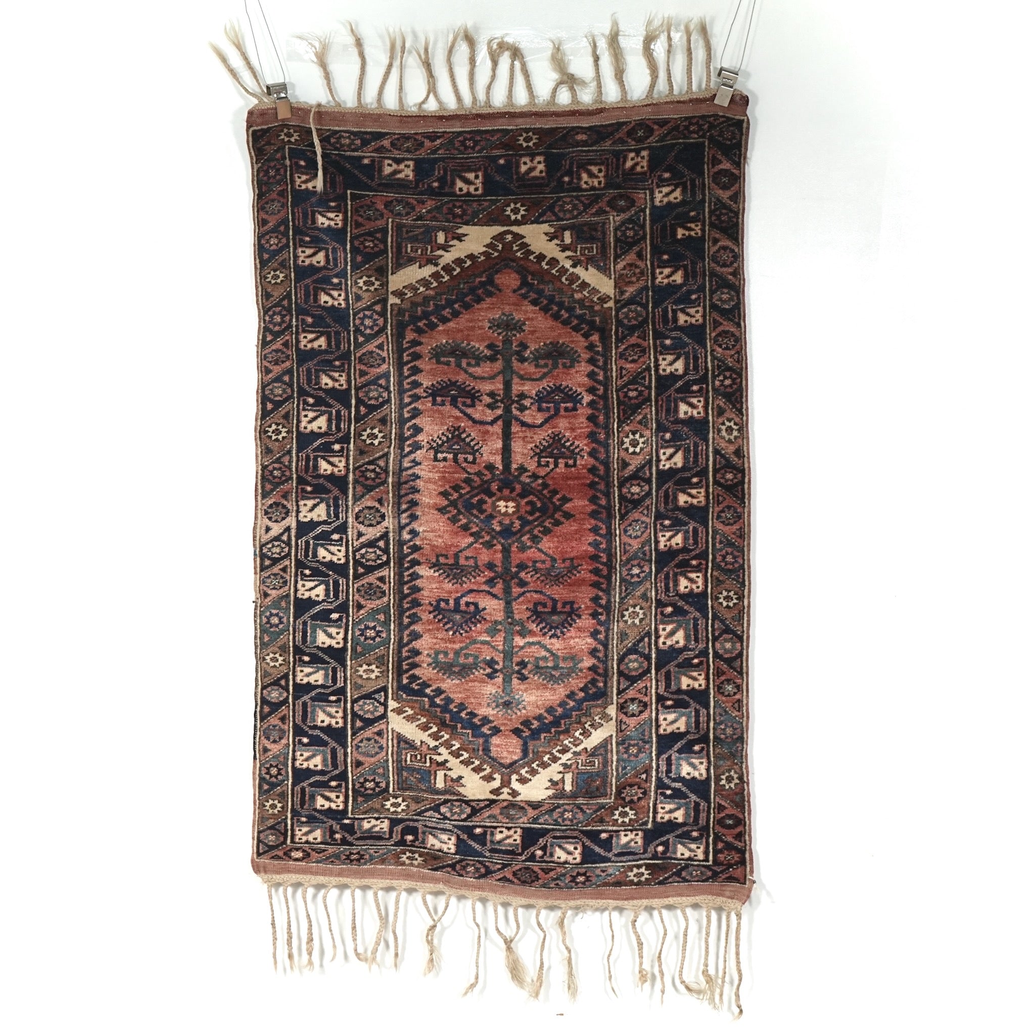 送料無料 ヴィンテージ ラグ(手織り/218cm×111cm) – TIME HYPE