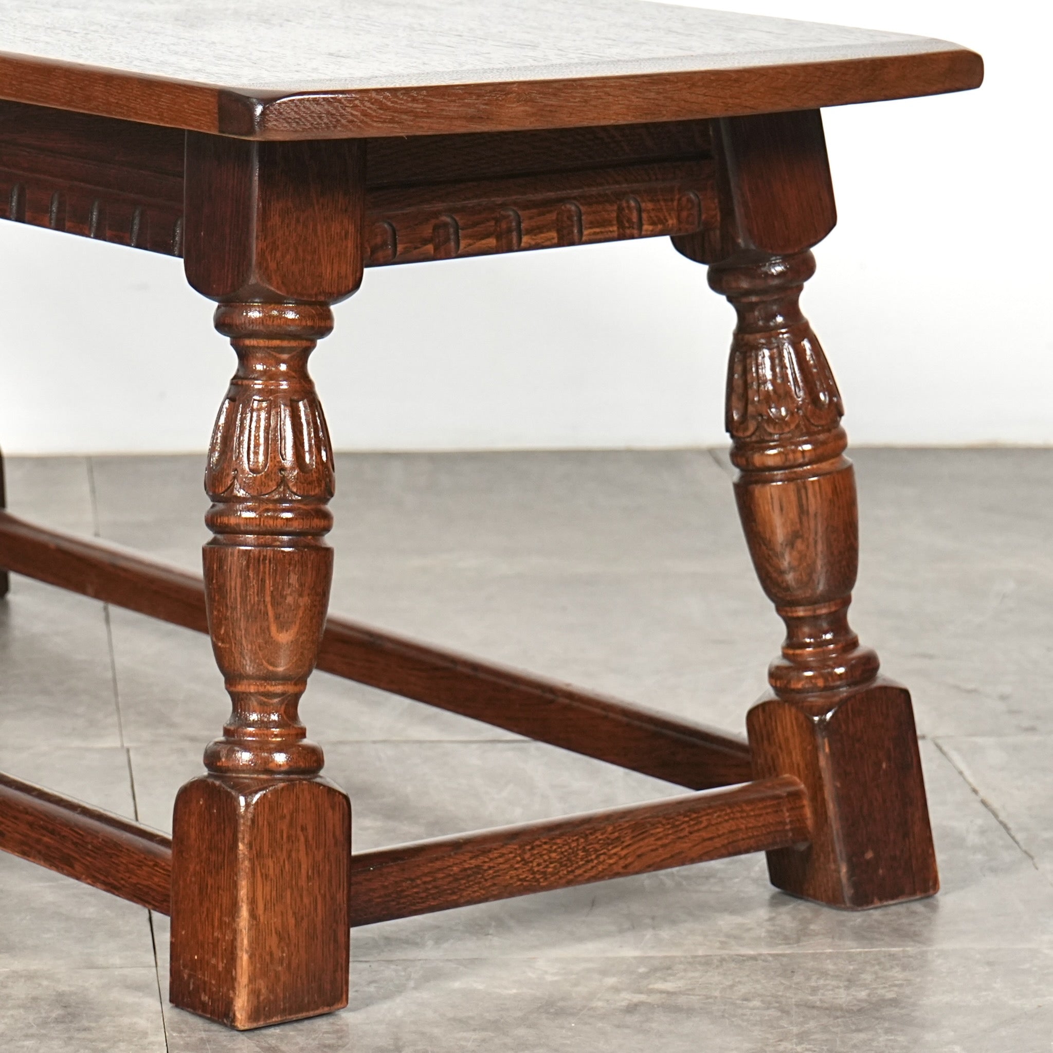 英国クラシック ヴィンテージ ローテーブル – TIME HYPE