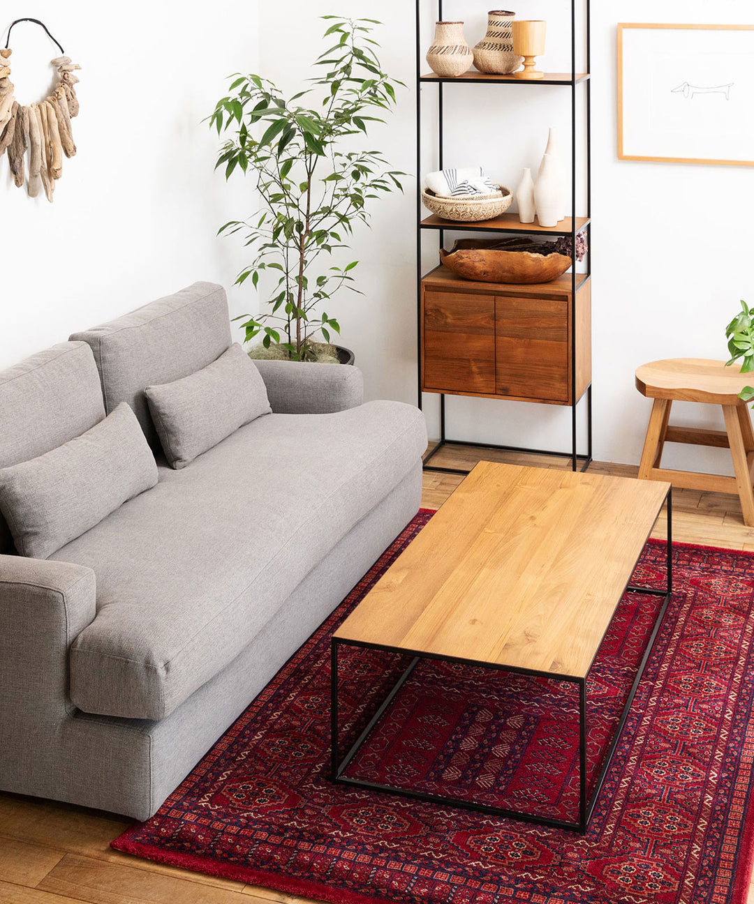 dareels（ダリールズ）ONE TWO COFFEE TABLE｜細いアイアンの脚と