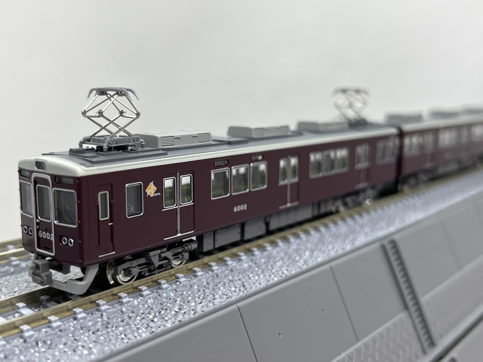 能勢電鉄6000系6002編成入線レビュー – MSangaの鉄道模型のページ