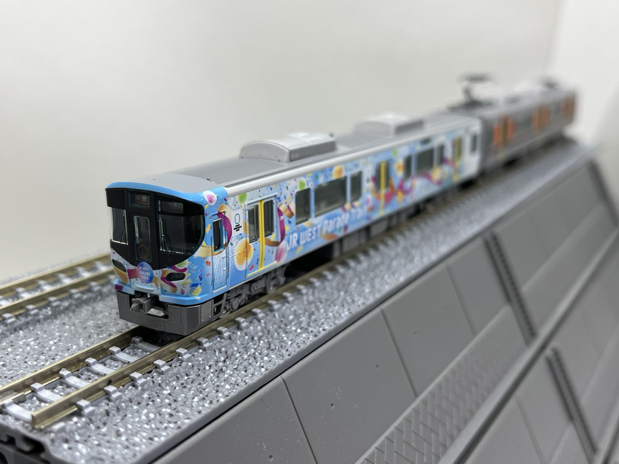 JR WEST Parade Train 入線レビュー – MSangaの鉄道模型のページ